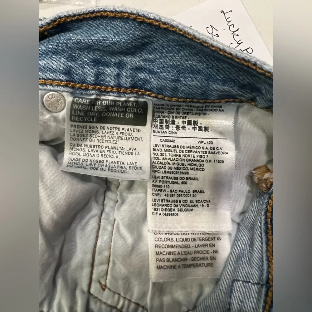 Levi’s 501 denim cutoff shorts size 30 waist - Picture 14 of 16